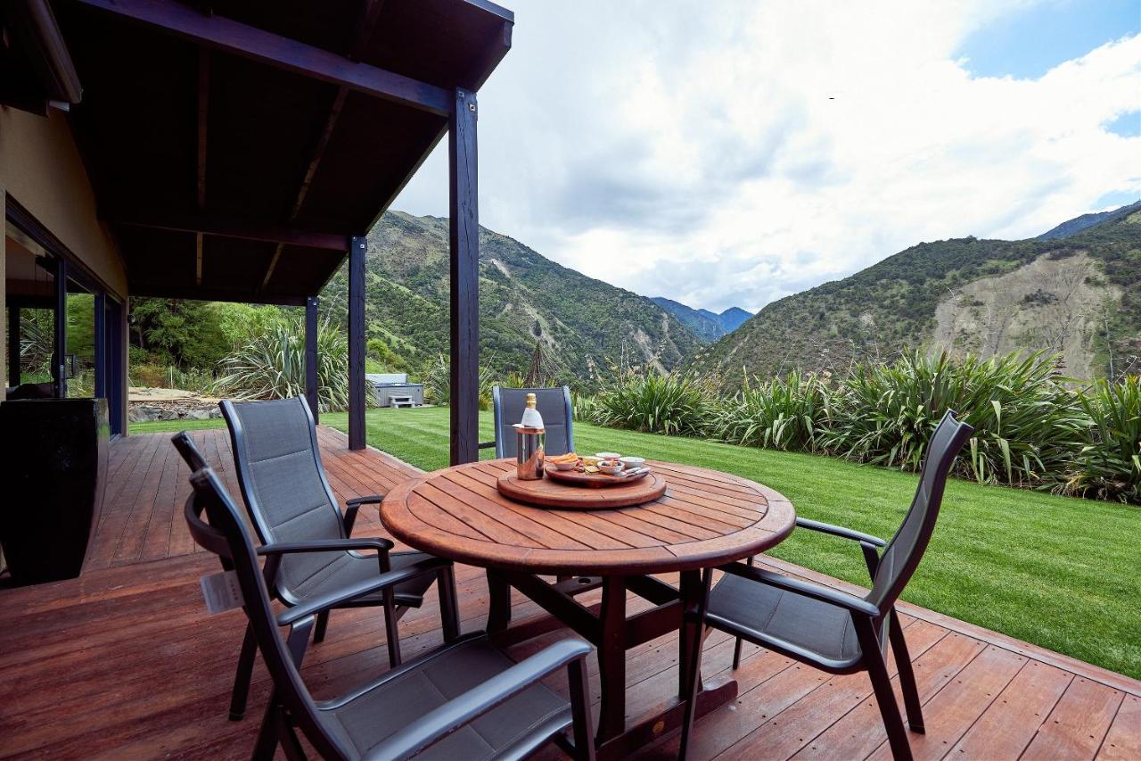 Glencree Luxury Chalets Kaikoura Eksteriør billede